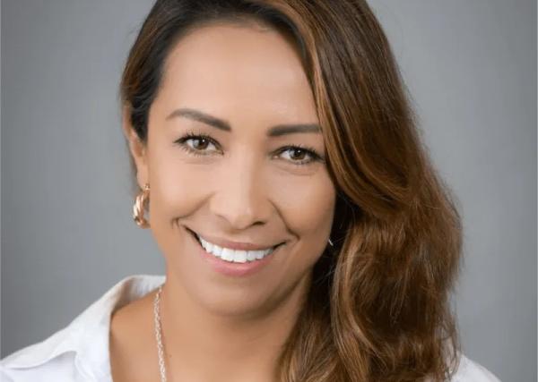 Diana Castro, Neurologist